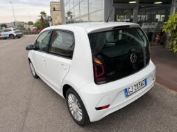 VW UP! 1.0 pieno