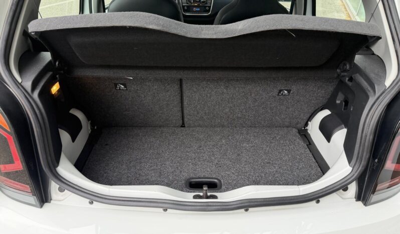 VW UP! 1.0 pieno