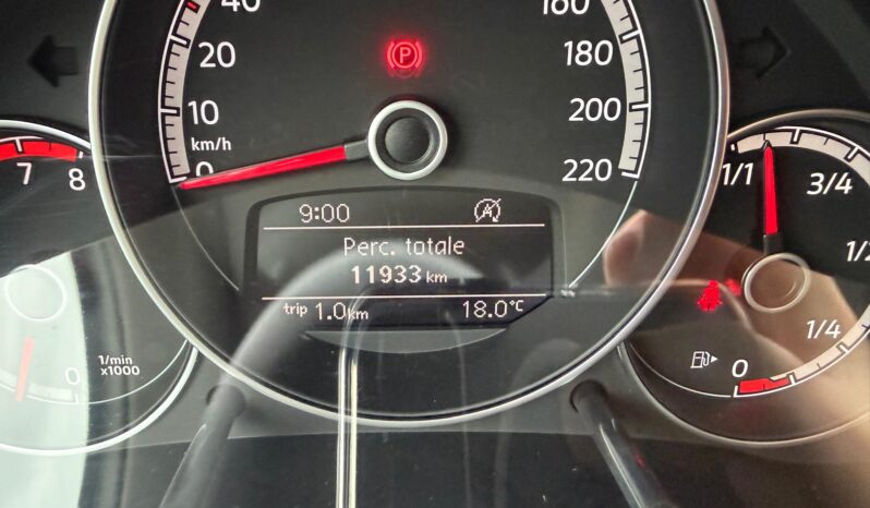 VW UP! 1.0 pieno